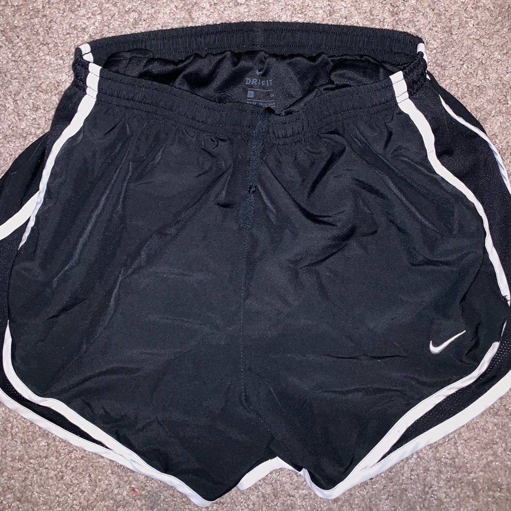 Black Nike Norts